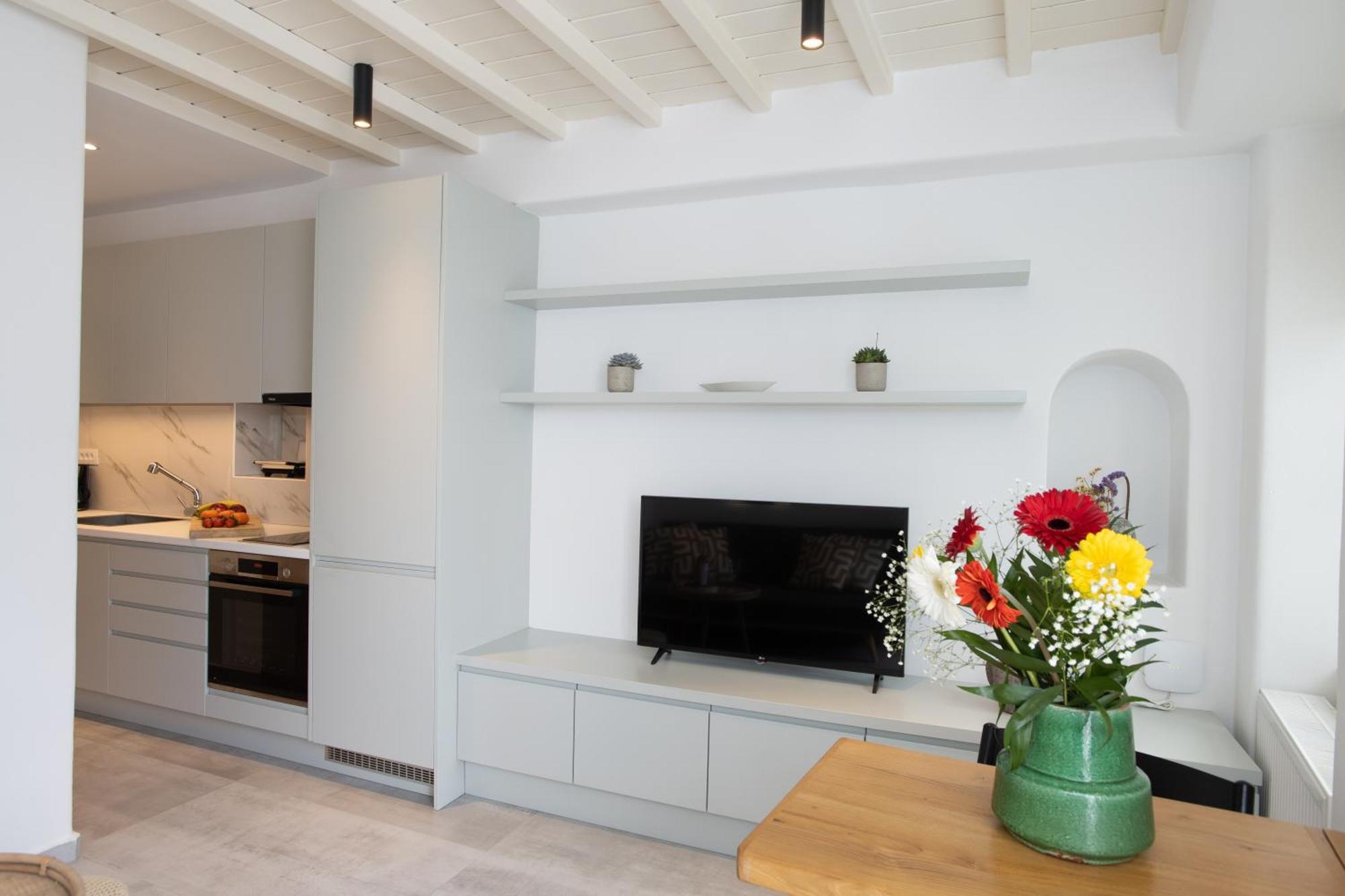 The Mykonos Bougainvillea Townhouse Mykonos Town Room photo